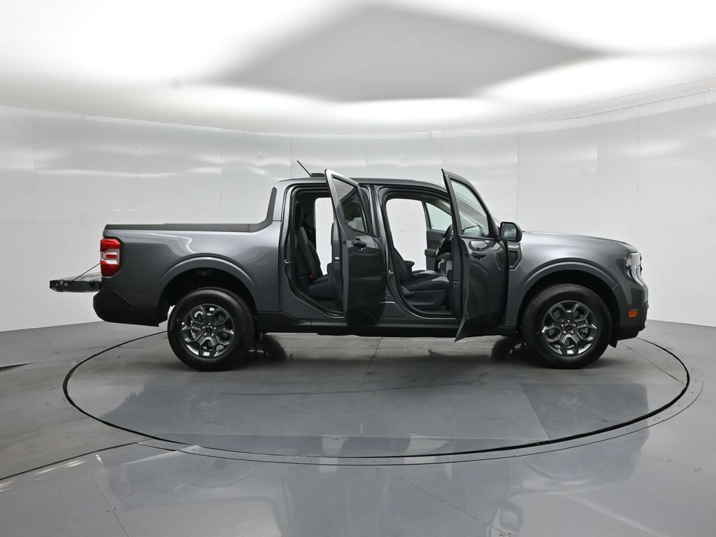 New 2026 Ford Maverick XLT FWD image 4