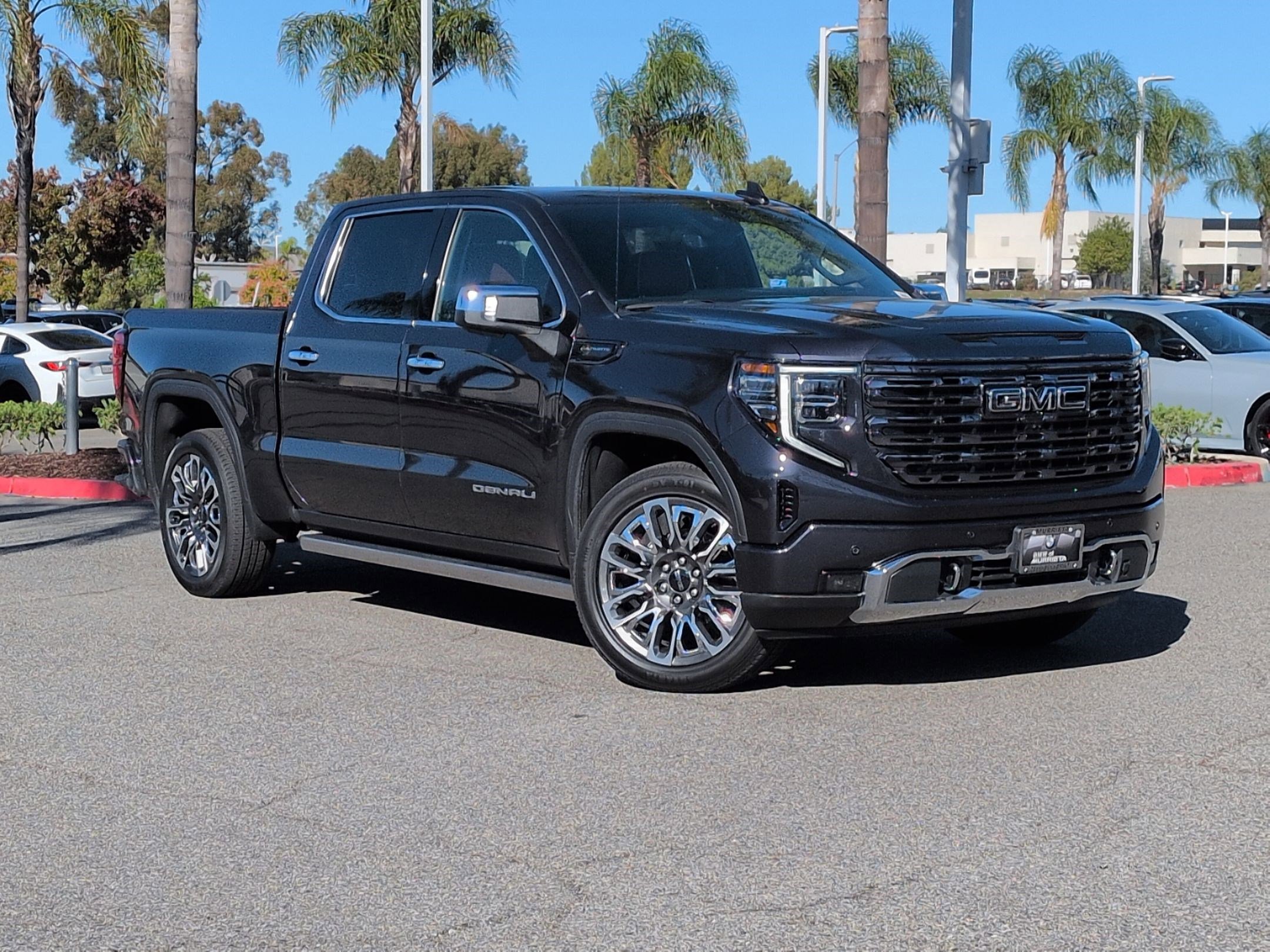 Used 2023 GMC Sierra 1500 Denali Ultimate image 2