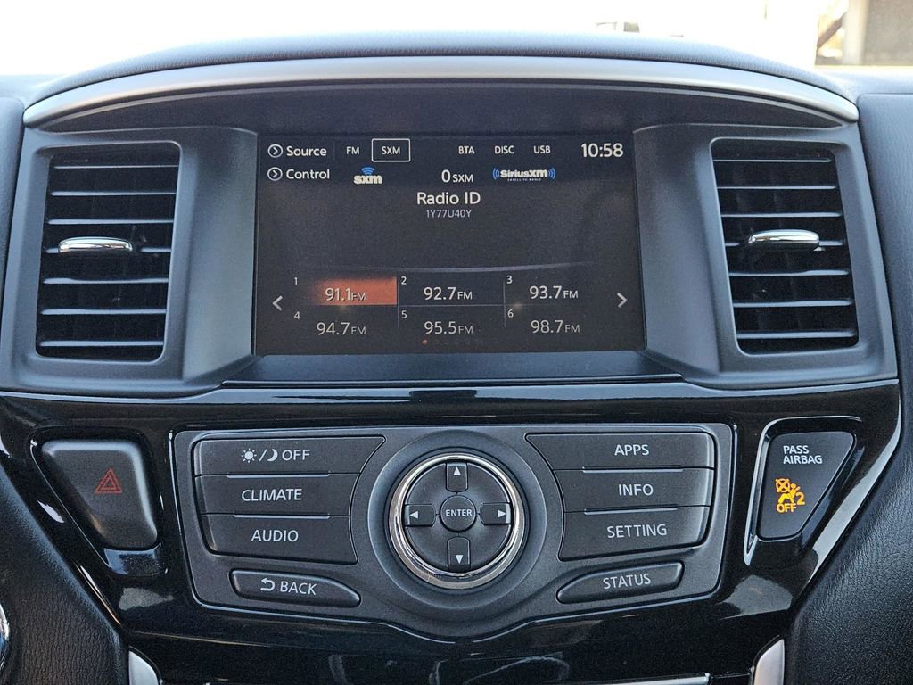 Used 2020 Nissan Pathfinder SV FWD image 11
