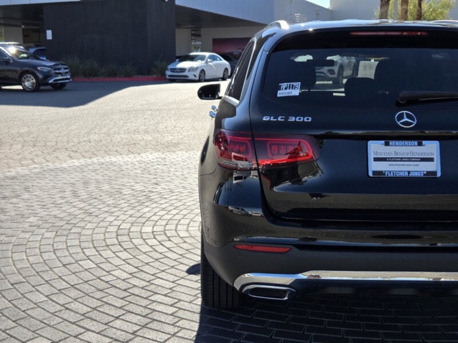 Used 2021 Mercedes-Benz GLC 300 4MATIC image 11