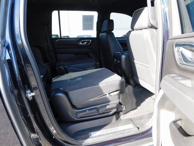 Certified 2023 Chevrolet Suburban Premier image 32