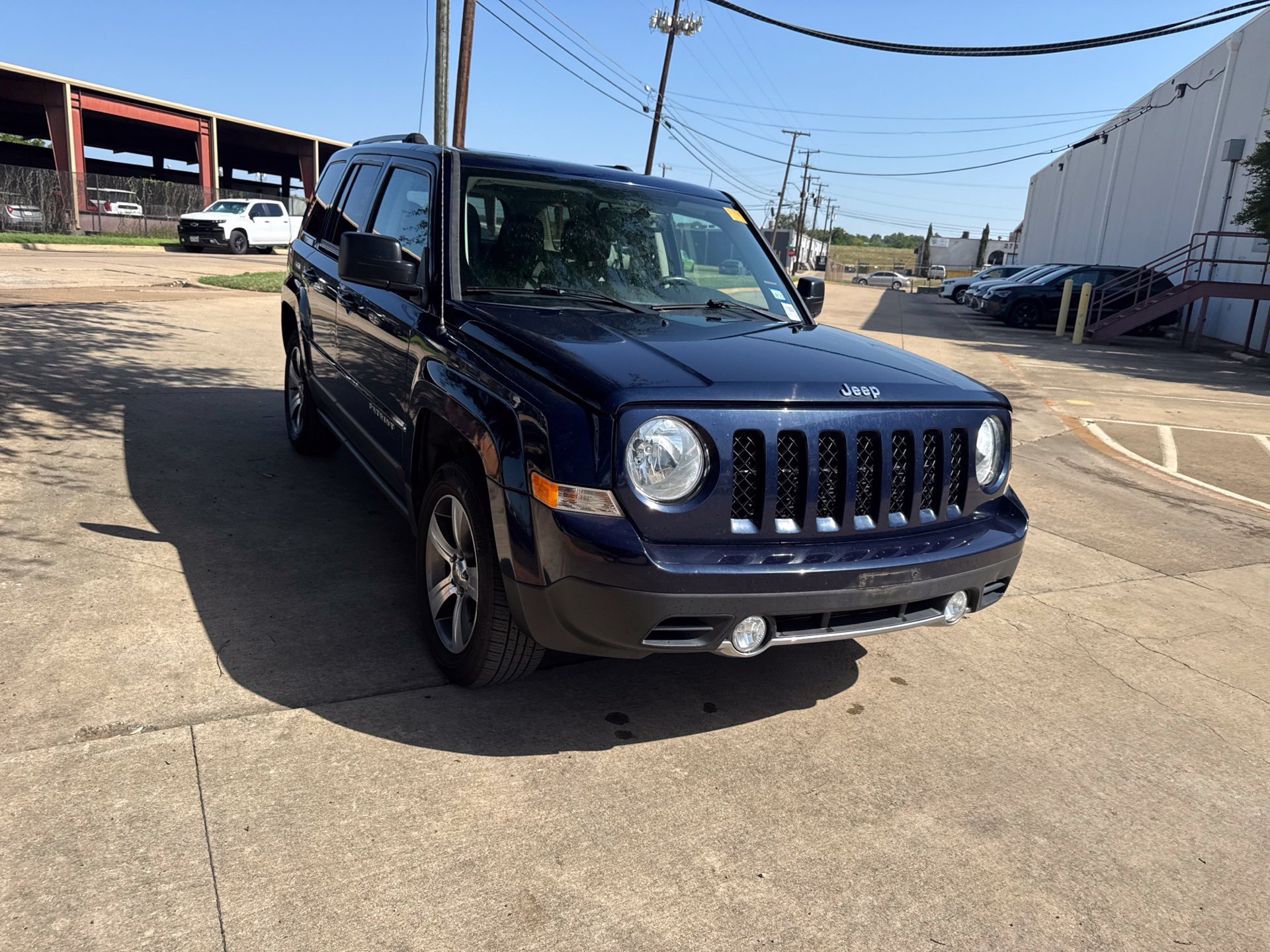 Used 2016 Jeep Patriot High Altitude FWD image 3