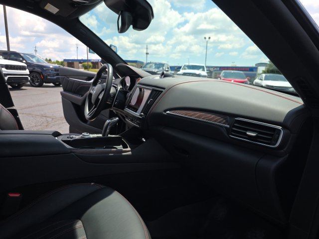 Used 2023 Maserati Levante Modena AWD/4WD image 42