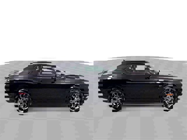 Used 2017 Dodge Challenger GT w/ Technology Group image 9