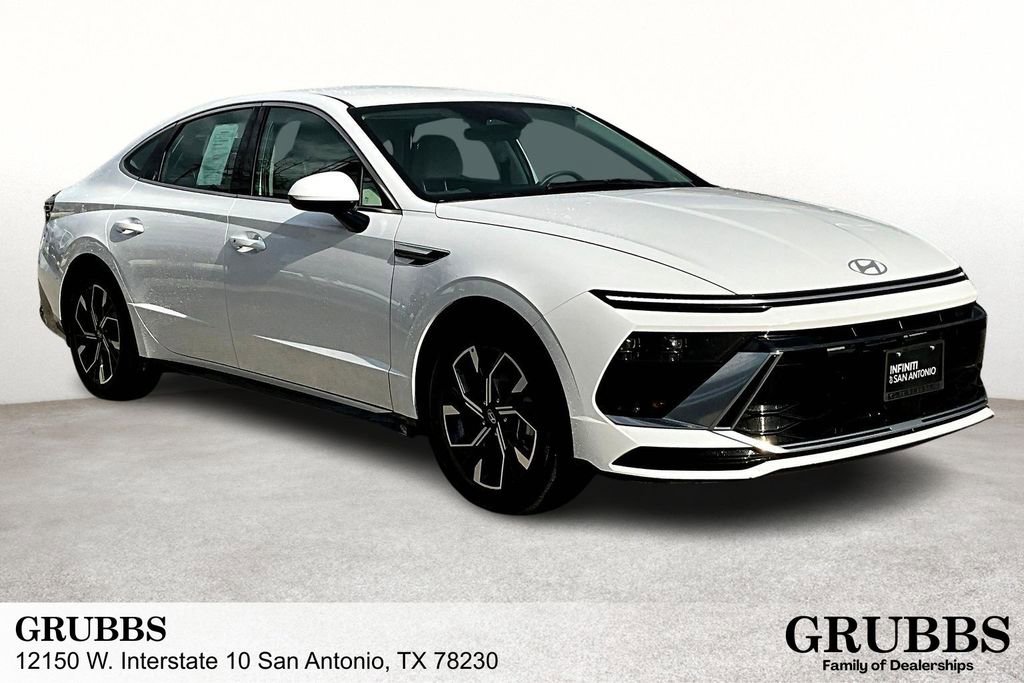 Used 2025 Hyundai Sonata SEL image 1