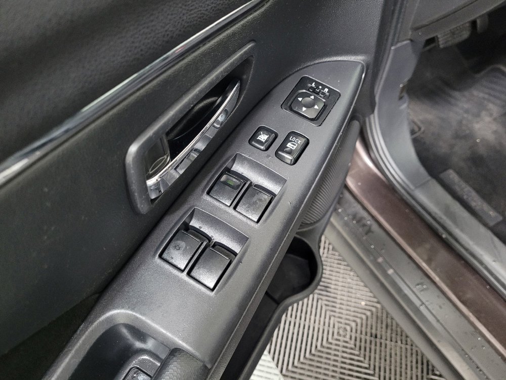 Used 2020 Mitsubishi Outlander Sport SE AWD/4WD image 27