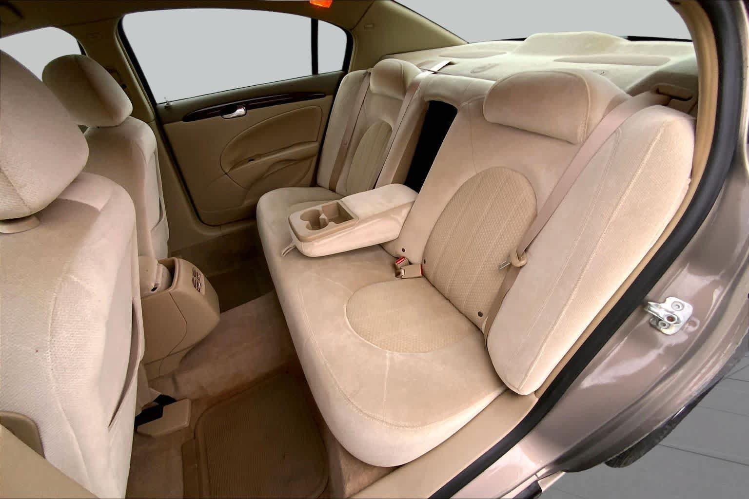 Used 2006 Buick Lucerne CX FWD image 19
