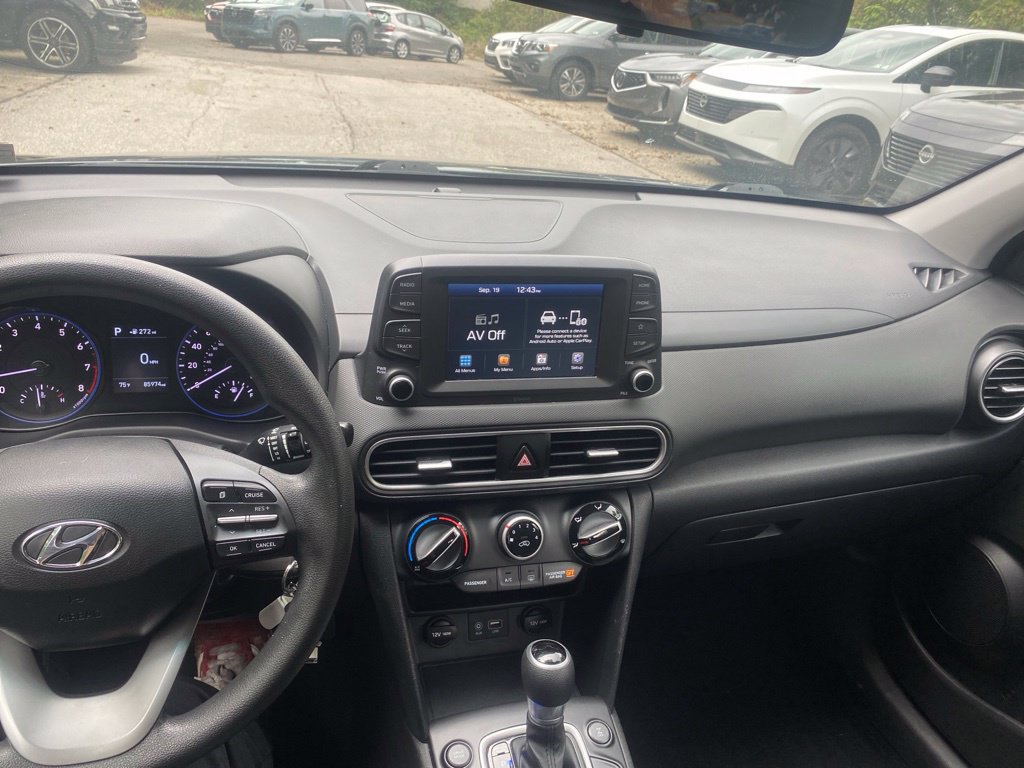 Used 2018 Hyundai Kona SE AWD/4WD image 18