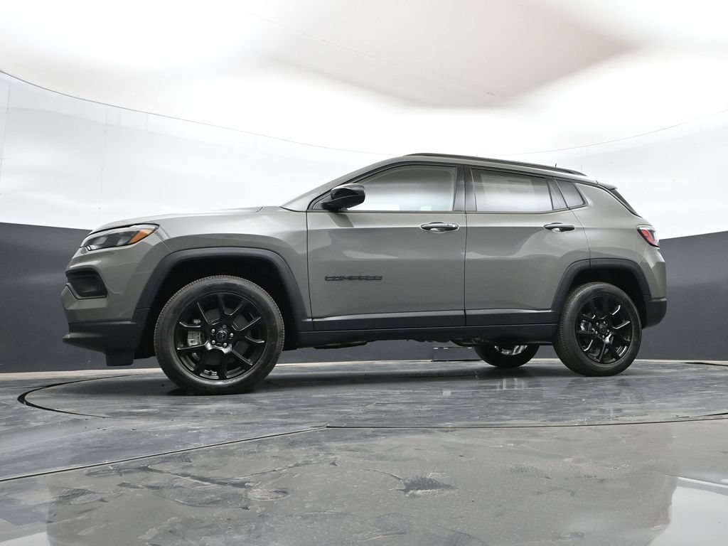 New 2026 Jeep Compass Latitude AWD/4WD image 48