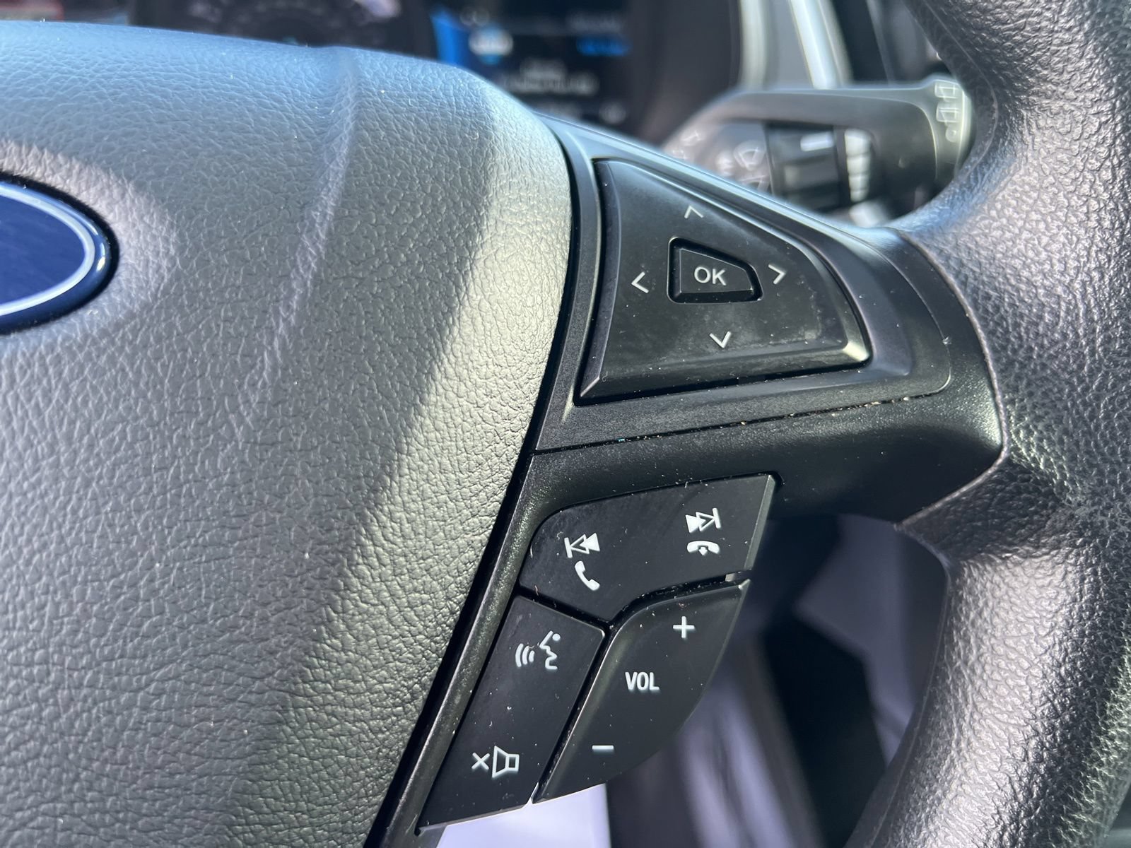 Used 2024 Ford Edge SE AWD/4WD image 26