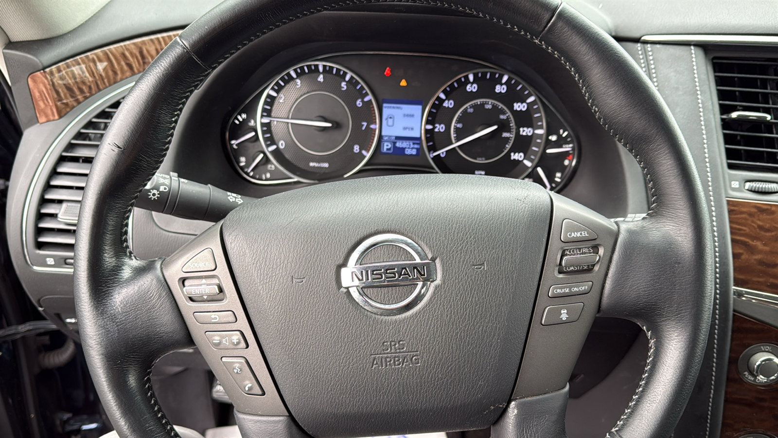 Used 2020 Nissan Armada SL image 9