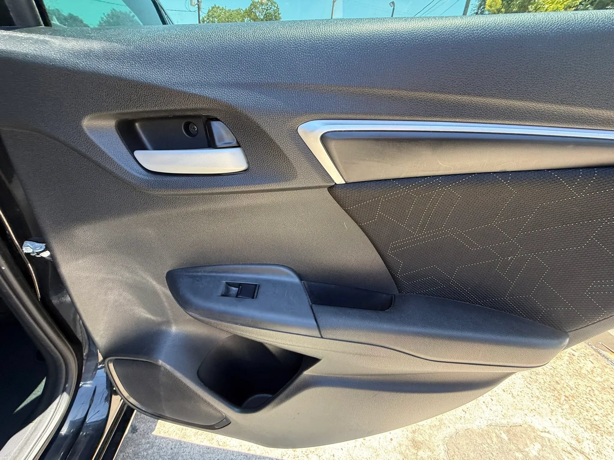 Used 2017 Honda Fit EX image 22