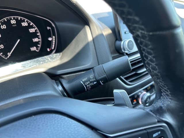 Used 2018 Honda Accord Touring image 25