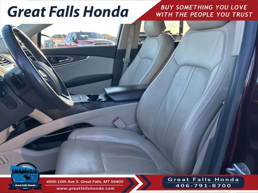 Used 2017 Lincoln MKX Reserve w/ Driver Assistance Package image 18
