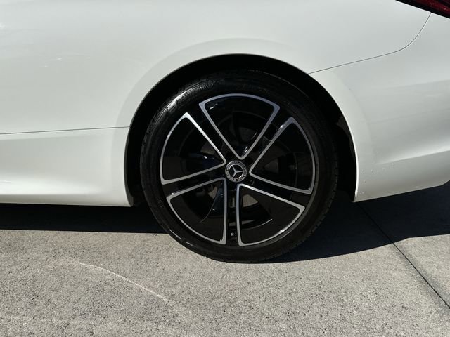 Used 2025 Mercedes-Benz CLE 300 4MATIC Cabriolet image 18
