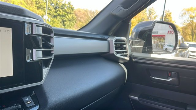 Used 2025 Toyota Sequoia SR5 image 18