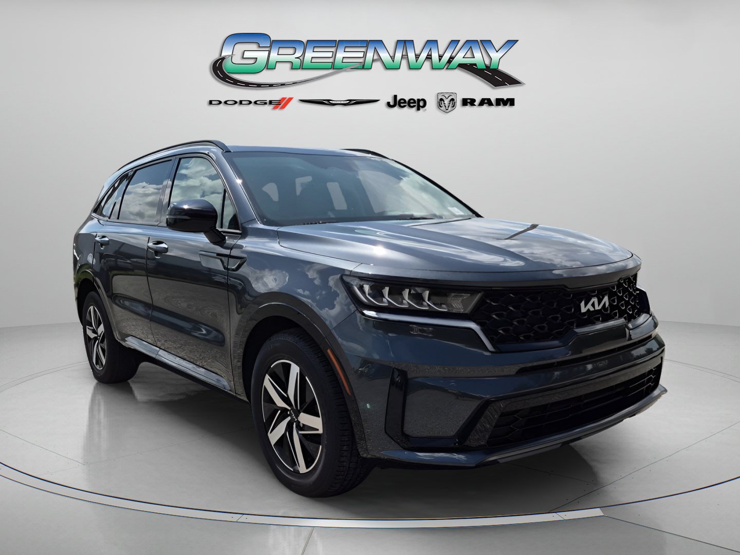 Used 2023 Kia Sorento S FWD image 1
