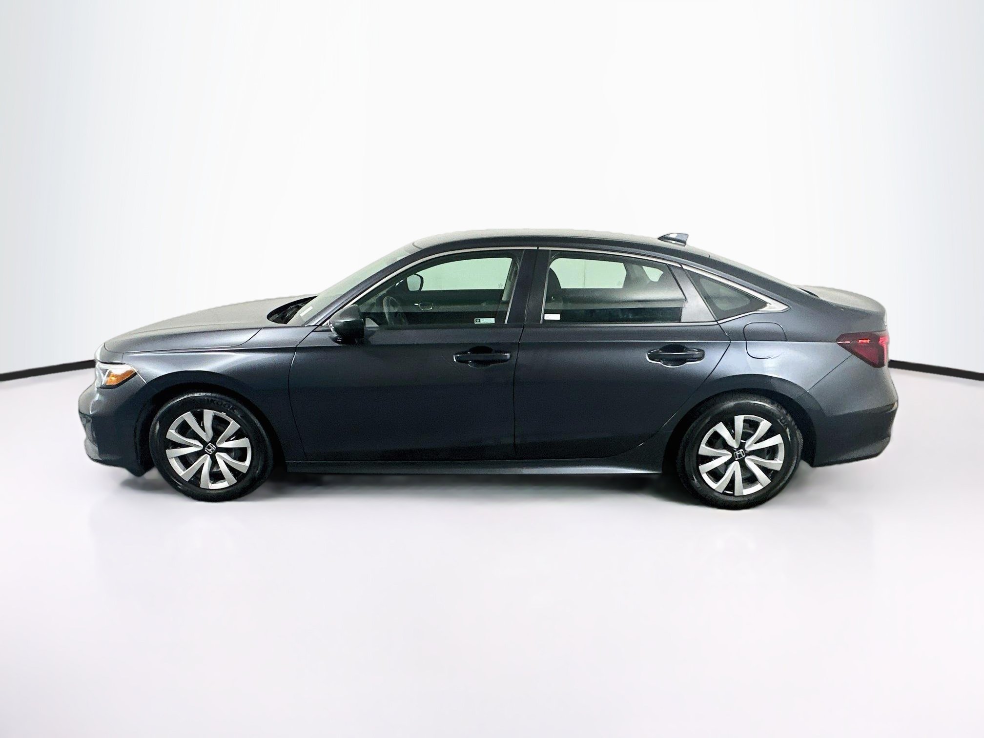 Used 2025 Honda Civic LX image 4
