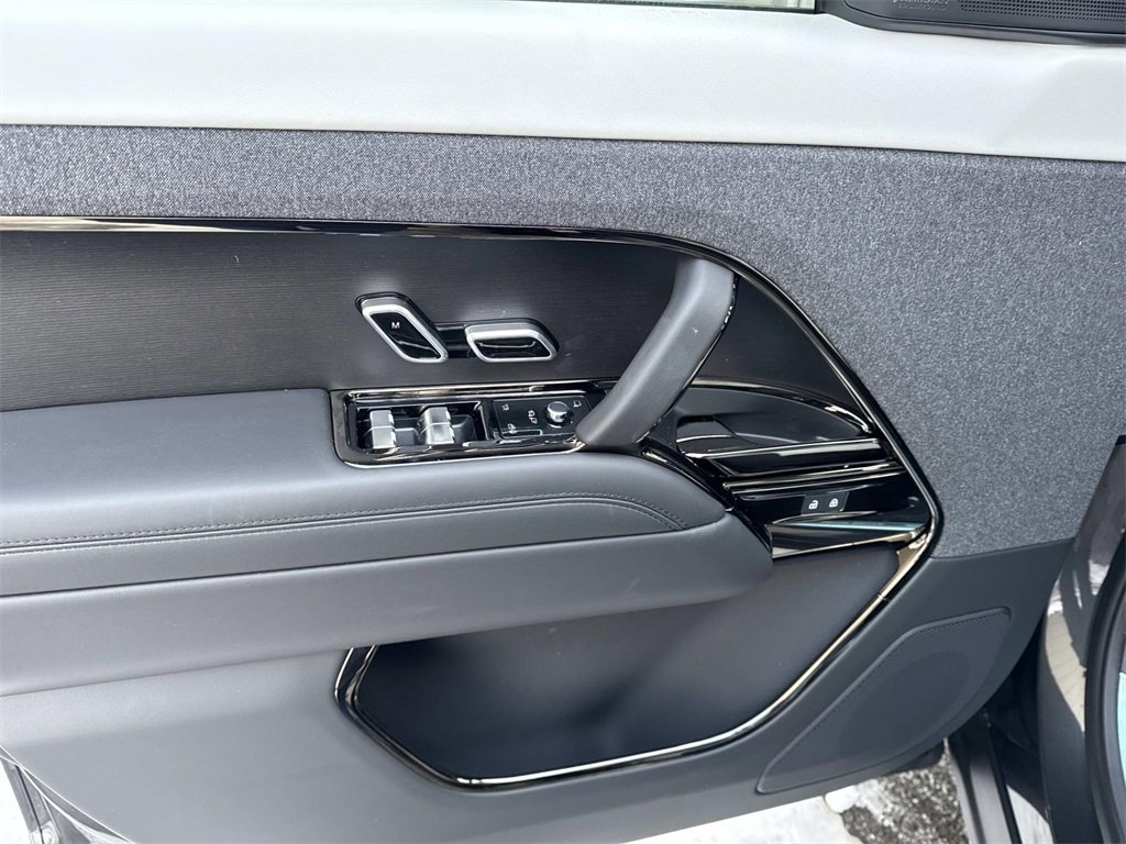 New 2026 Land Rover Range Rover Sport Dynamic SE image 16