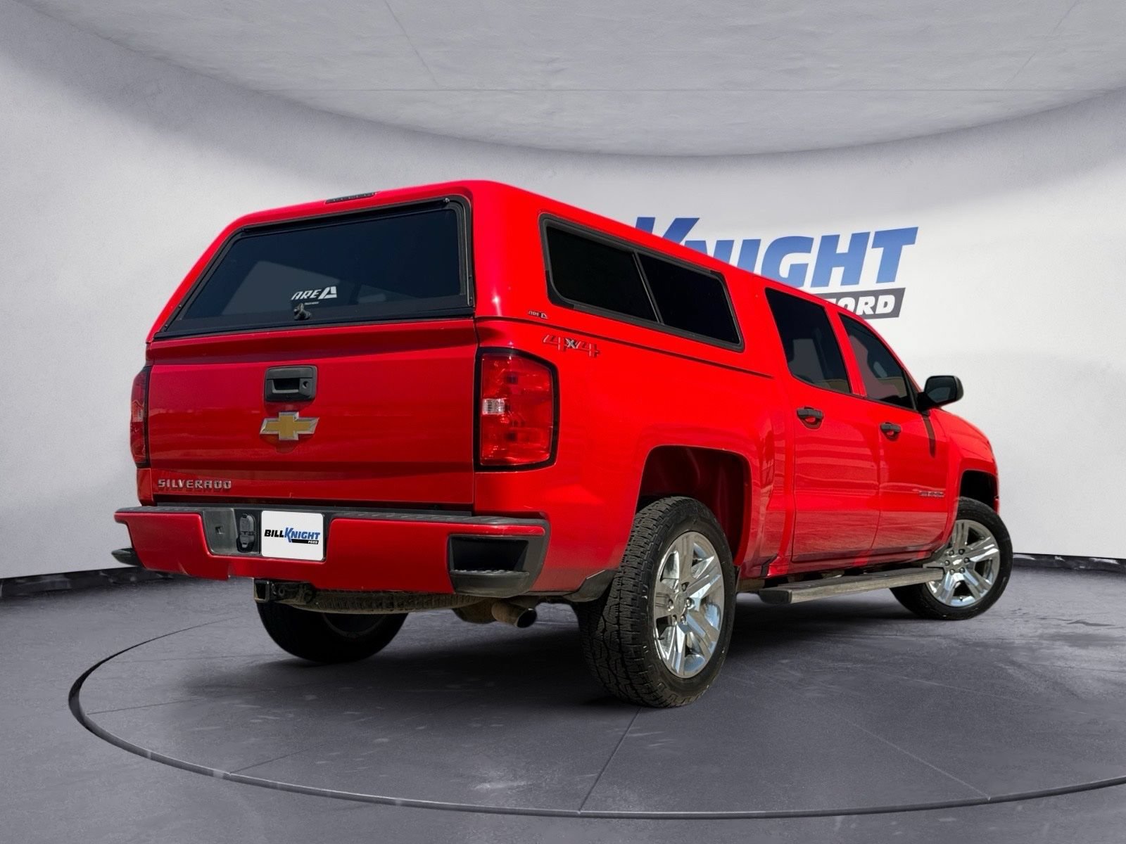 Used 2018 Chevrolet Silverado 1500 Custom w/ Custom Value Package AWD/4WD image 5