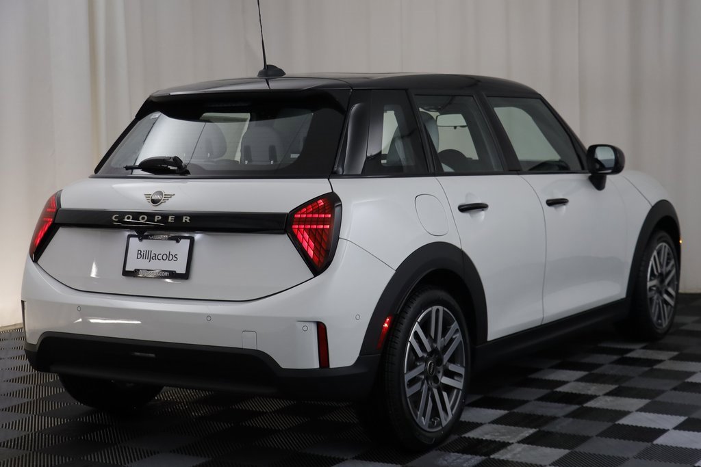 New 2026 MINI Cooper 4-Door Hardtop image 16