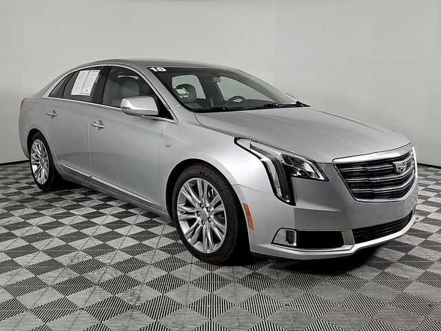 Used 2018 Cadillac XTS Luxury image 3