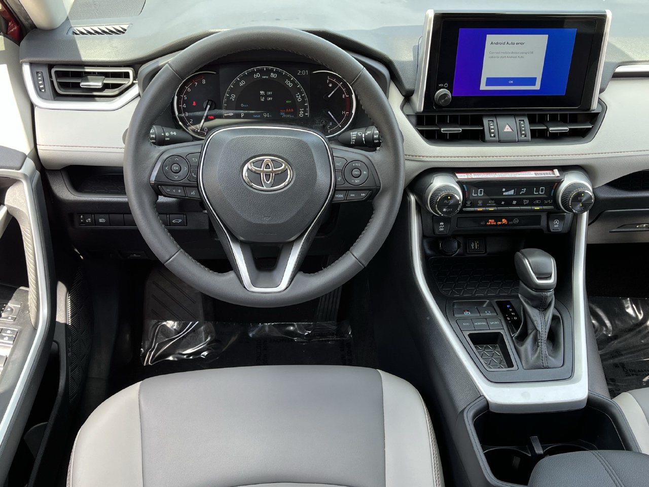 Used 2025 Toyota RAV4 XLE Premium FWD image 10