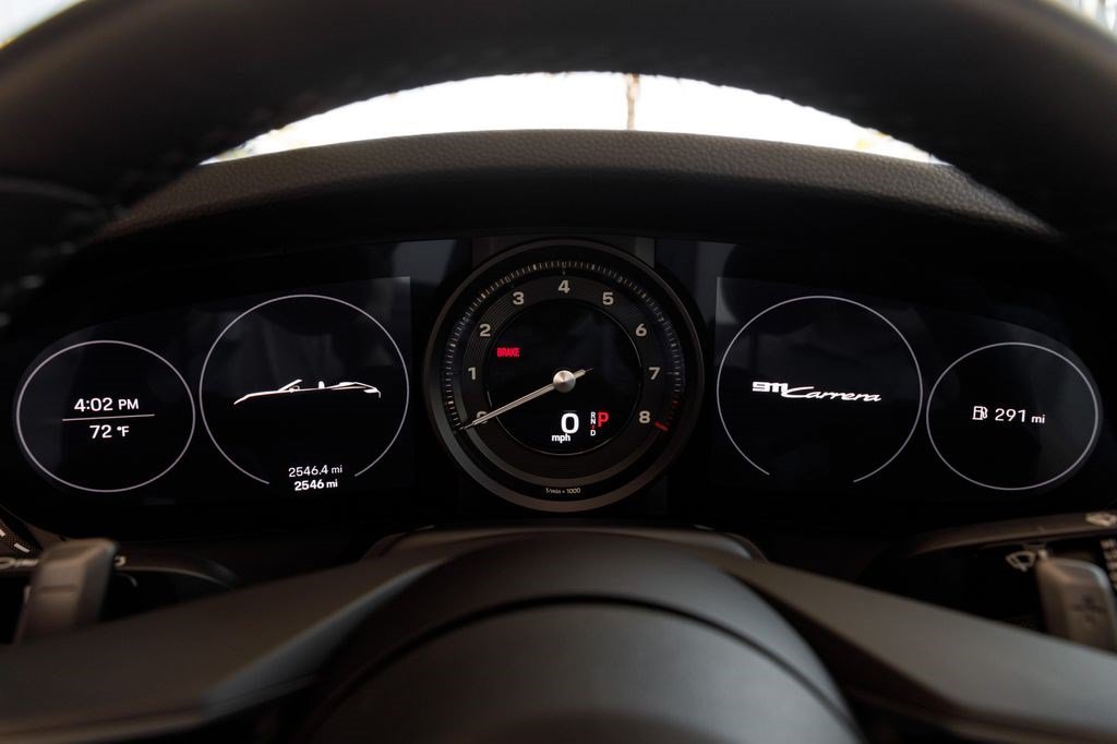 Used 2022 Porsche 911 Carrera RWD image 26
