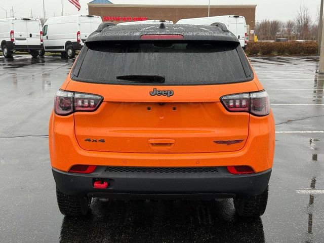New 2026 Jeep Compass Trailhawk w/ Sun, Sound & Navigation Group image 4