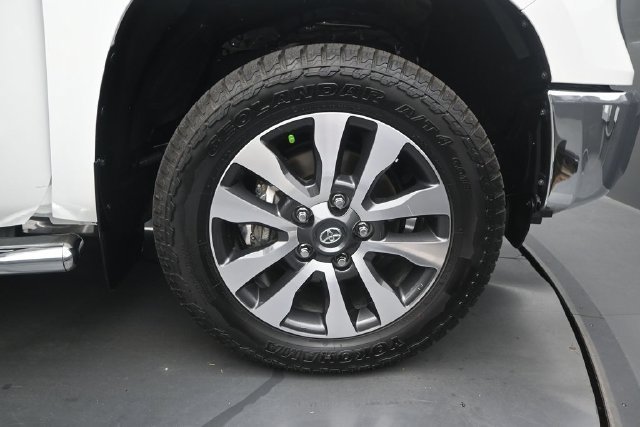 Used 2021 Toyota Tundra Limited AWD/4WD image 16