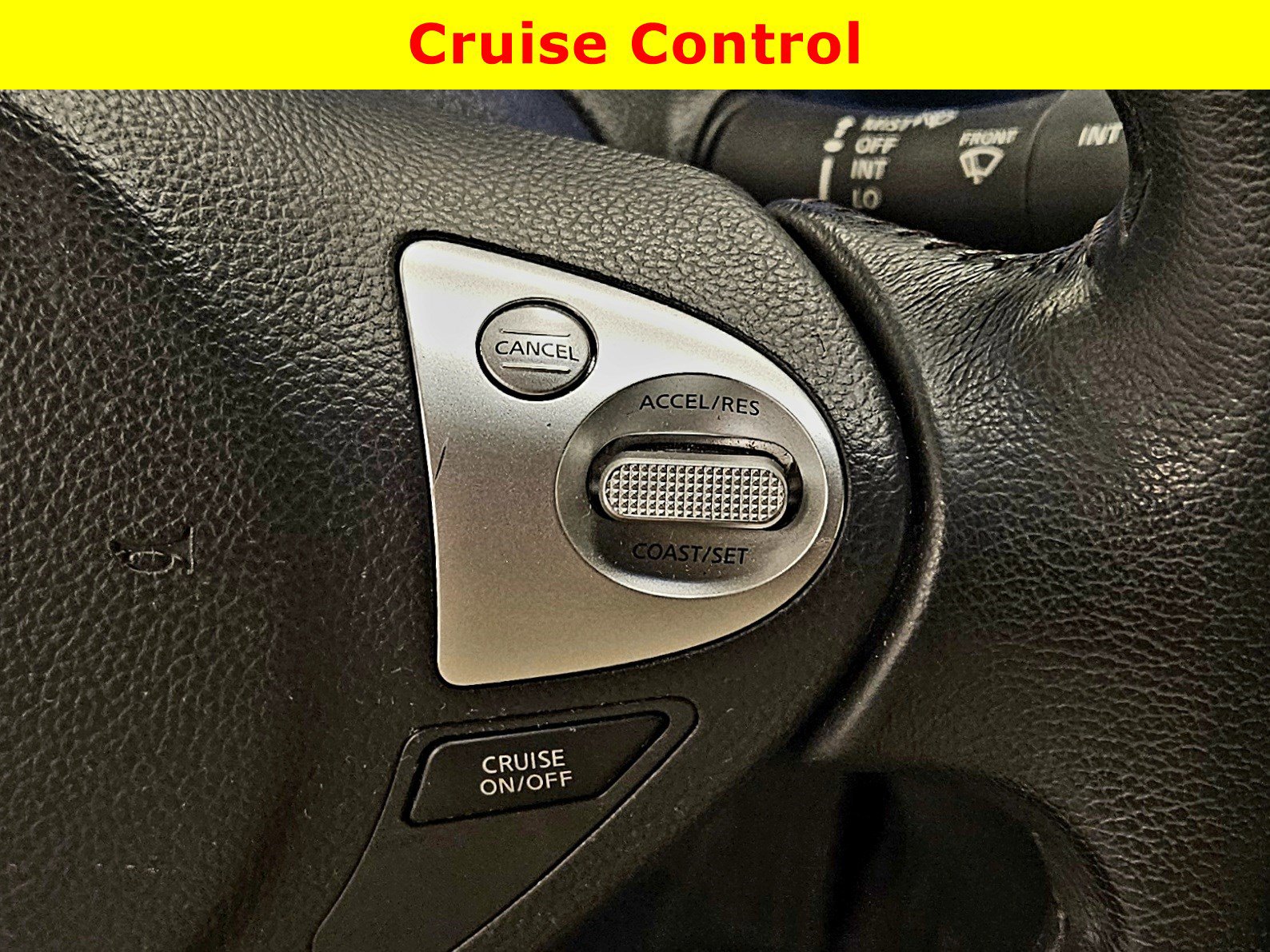 Used 2017 INFINITI QX70 AWD image 29