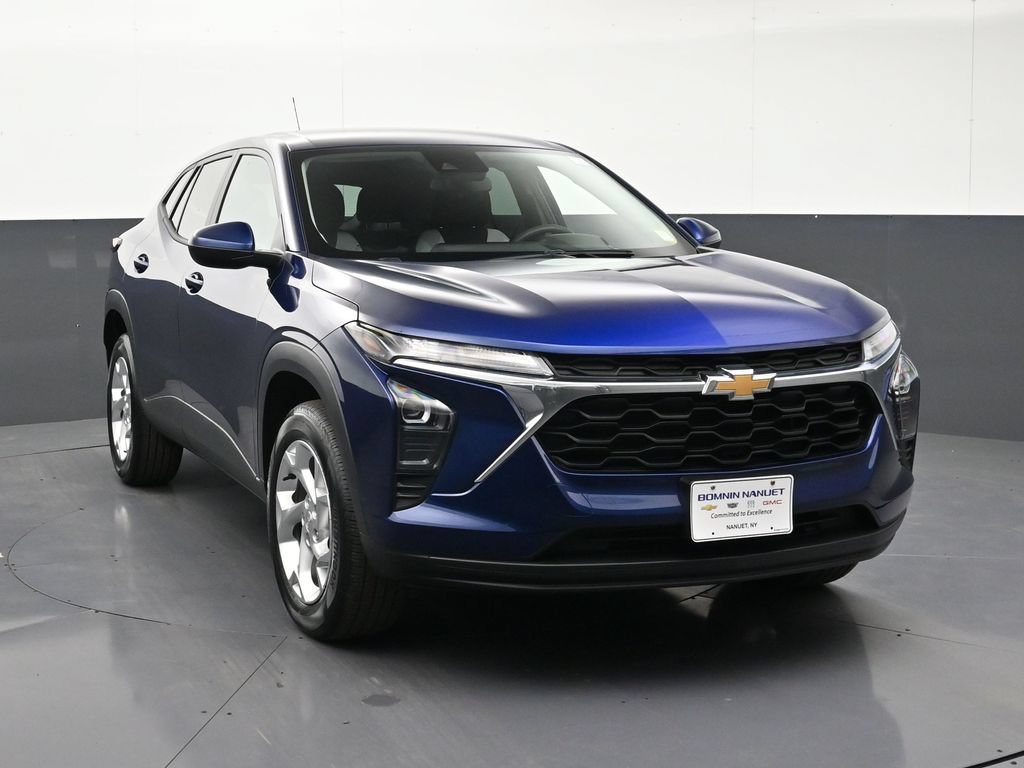 Certified 2024 Chevrolet Trax LS w/ LS Convenience Package FWD image 7