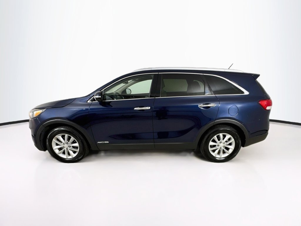 Used 2017 Kia Sorento AWD image 4