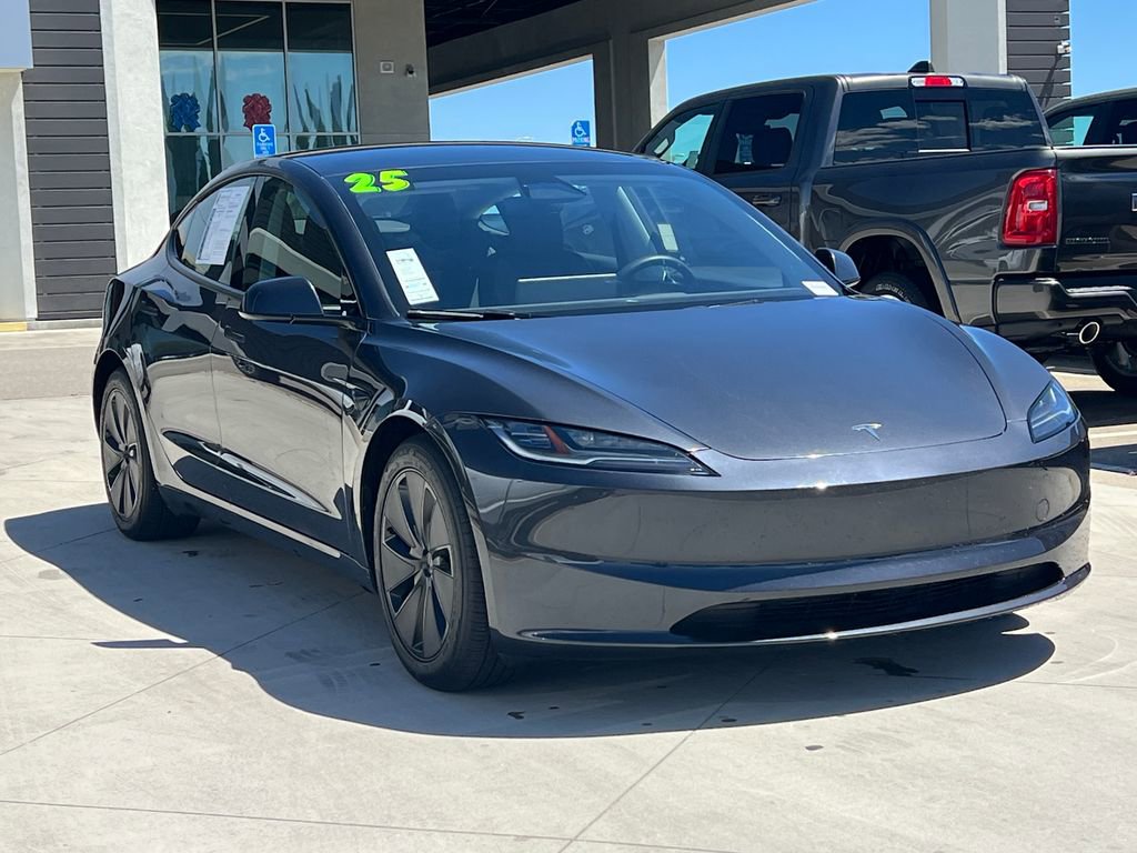Used 2025 Tesla Model 3 Long Range image 9