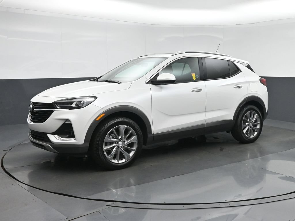 Used 2022 Buick Encore GX Essence w/ Experience Buick Package AWD/4WD image 3