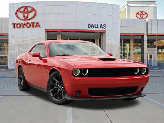 Used 2021 Dodge Challenger R/T w/ Blacktop Package RWD image 1
