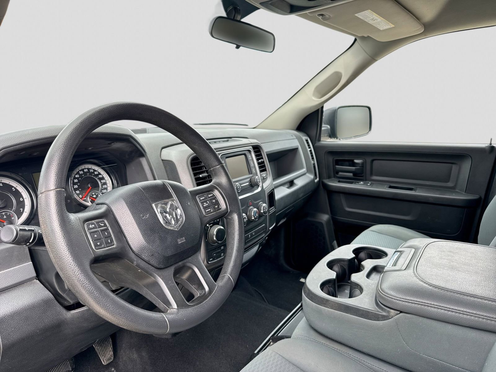 Used 2018 RAM 1500 Express w/ Express Value Package AWD/4WD image 2