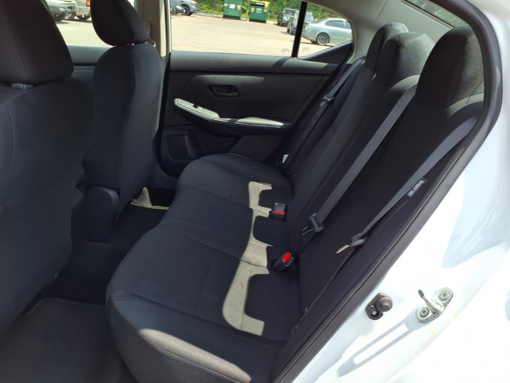 Used 2024 Nissan Sentra S image 11