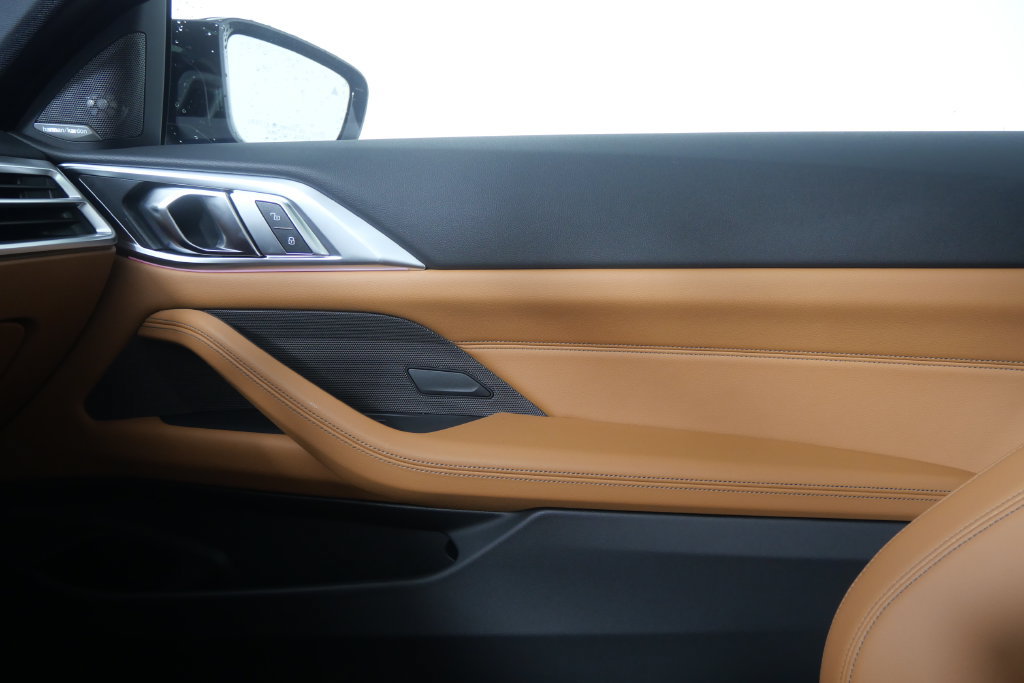 Certified 2026 BMW M440i Coupe RWD image 25