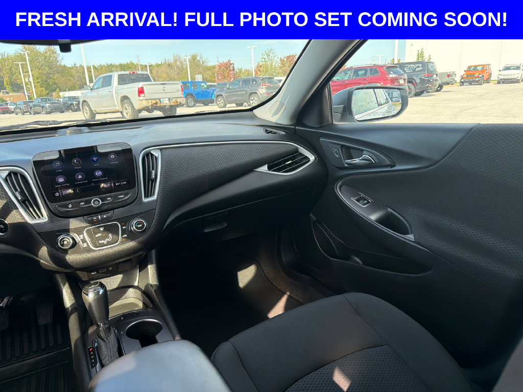 Used 2020 Chevrolet Malibu LS FWD image 23