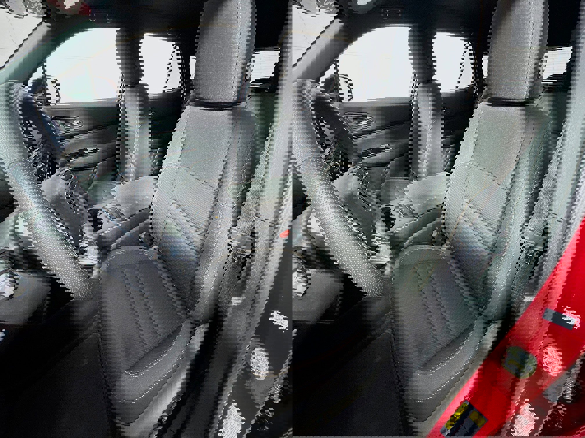 Used 2025 Honda Prologue EX image 14