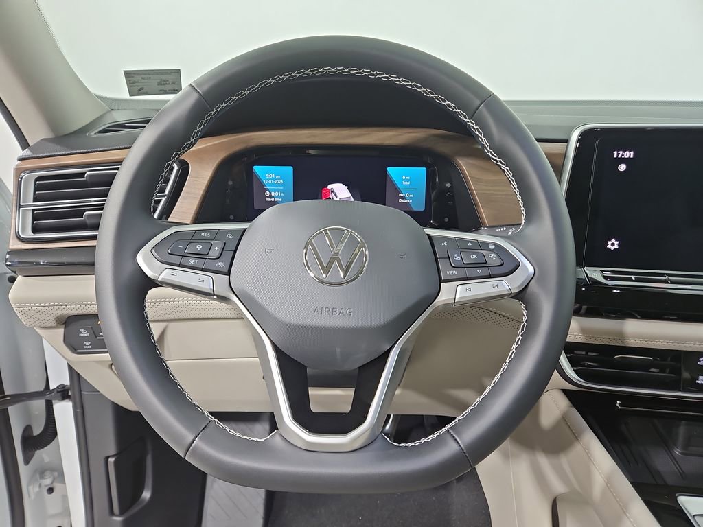 New 2026 Volkswagen Atlas SE image 14