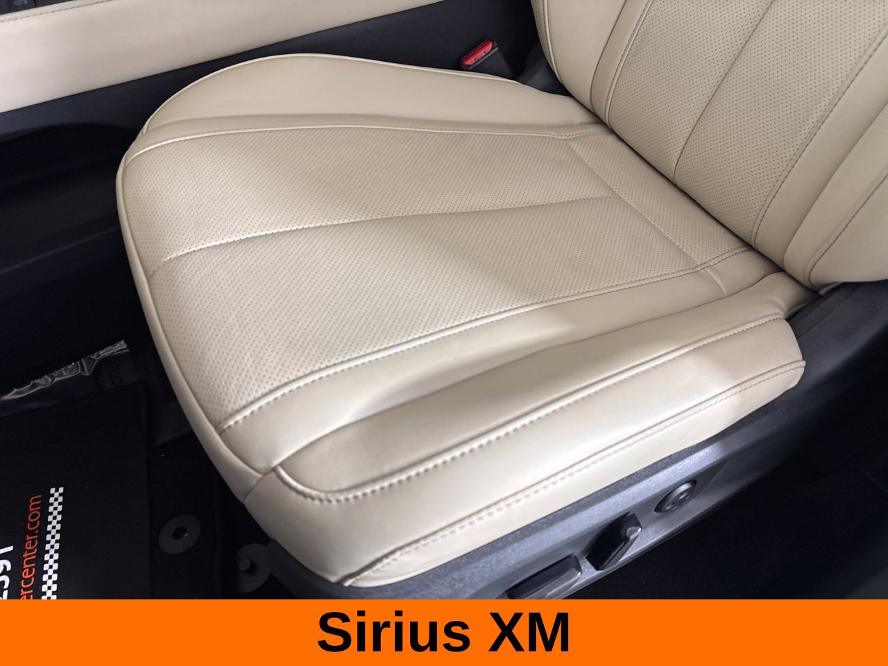 Used 2023 INFINITI QX60 Luxe w/ Cargo Package AWD/4WD image 15