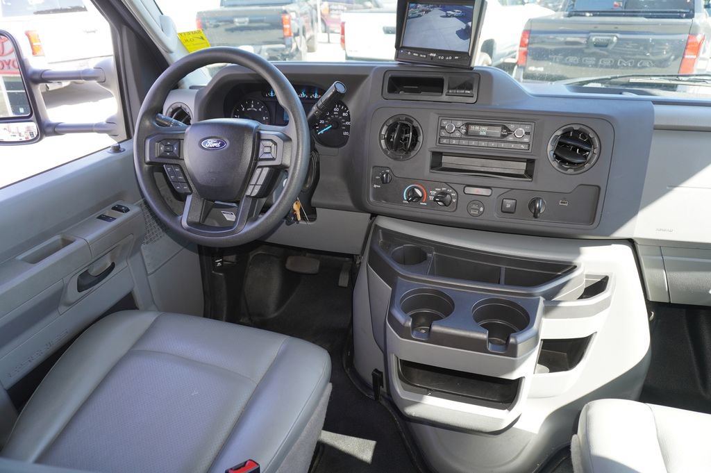 Used 2024 Ford E-450 and Econoline 450 Super Duty w/ Power Windows & Locks Group RWD image 24