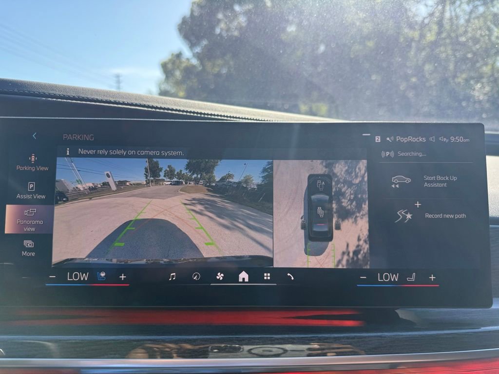 Used 2023 BMW 760i xDrive w/ Executive Package image 31