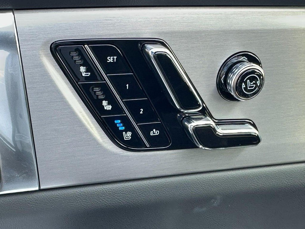 New 2026 Cadillac Vistiq Sport AWD/4WD image 12