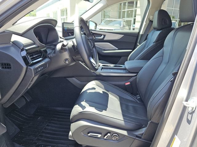 Certified 2026 Acura MDX w/ Technology Package FWD image 3