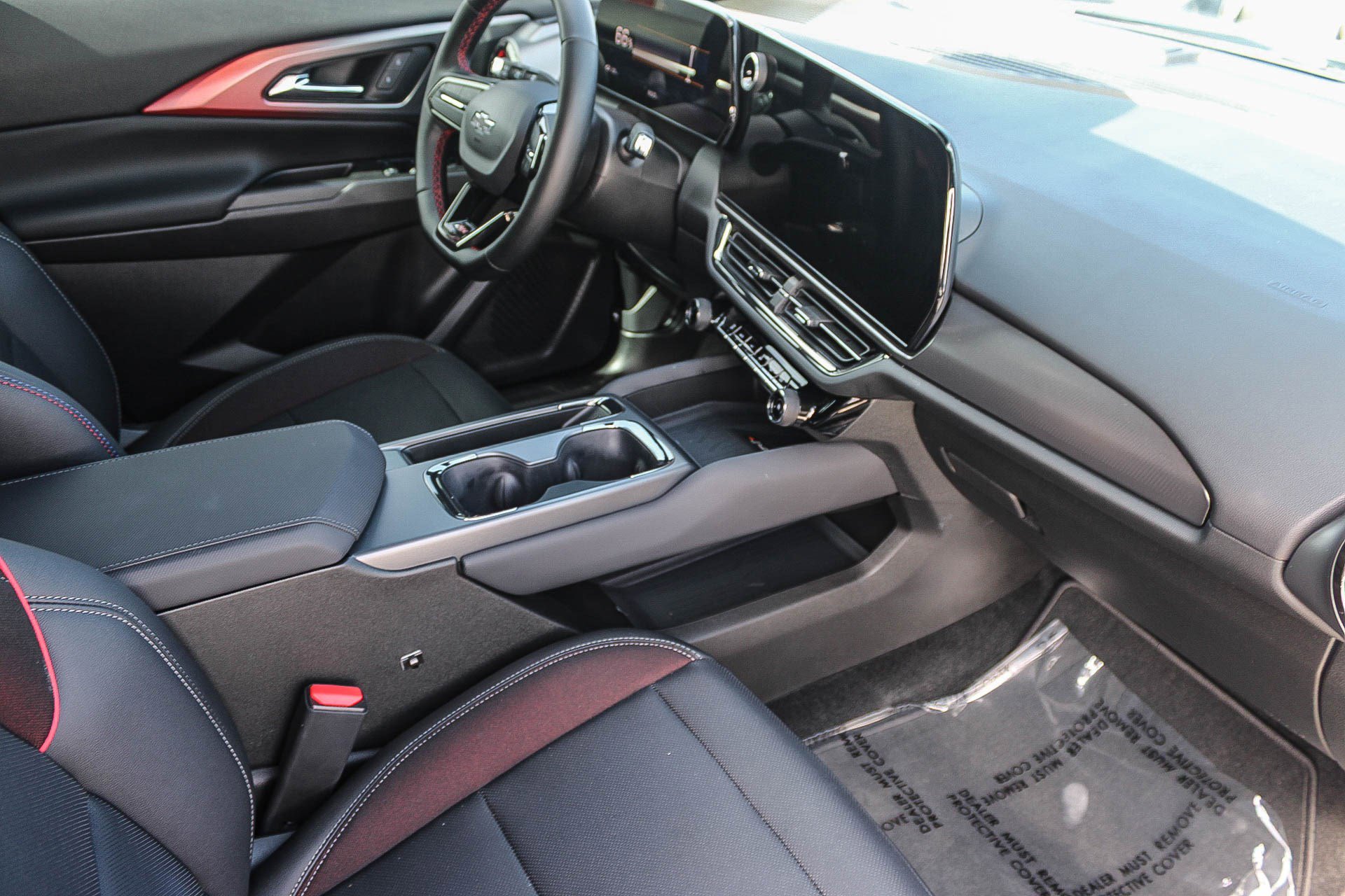 Used 2025 Chevrolet Equinox EV RS image 17