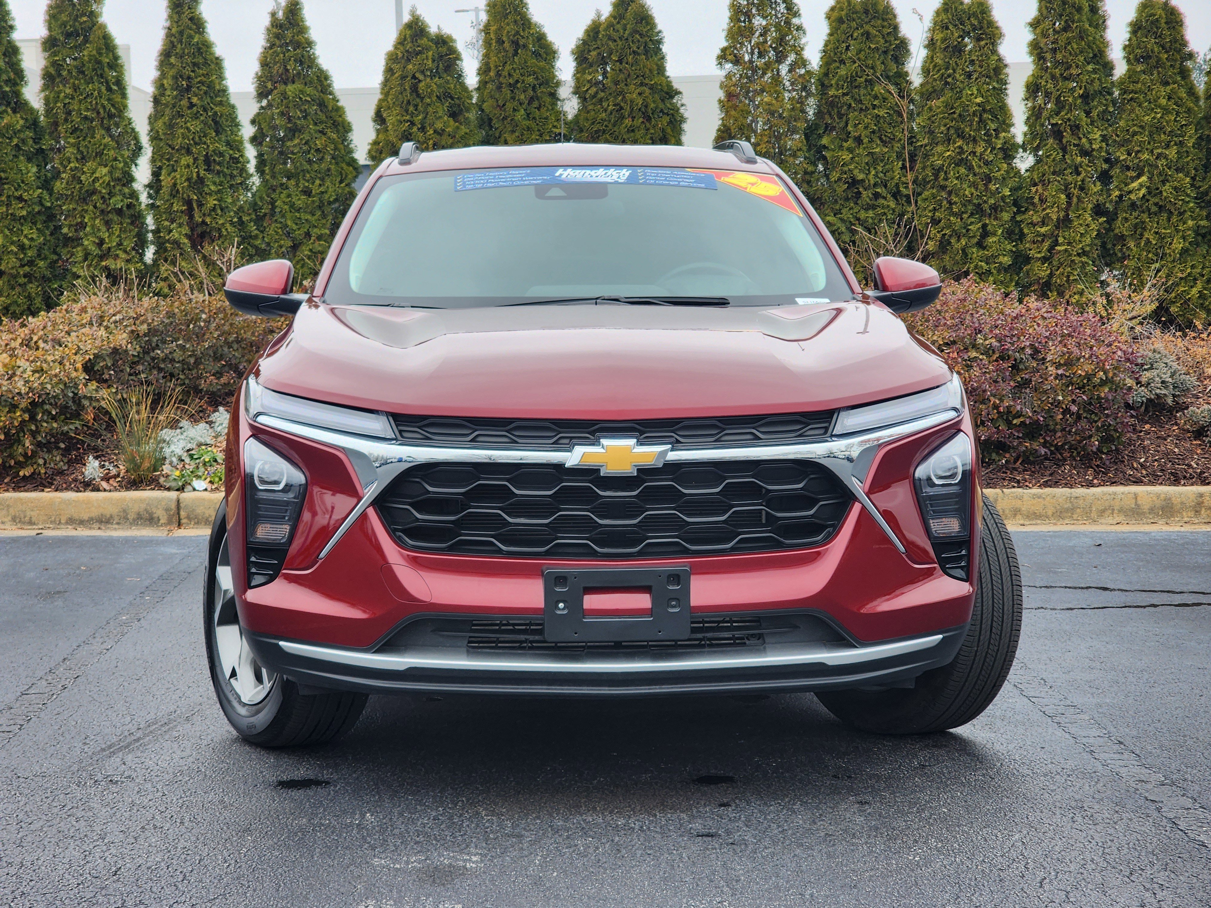 Used 2025 Chevrolet Trax LT w/ LT Convenience Package image 5
