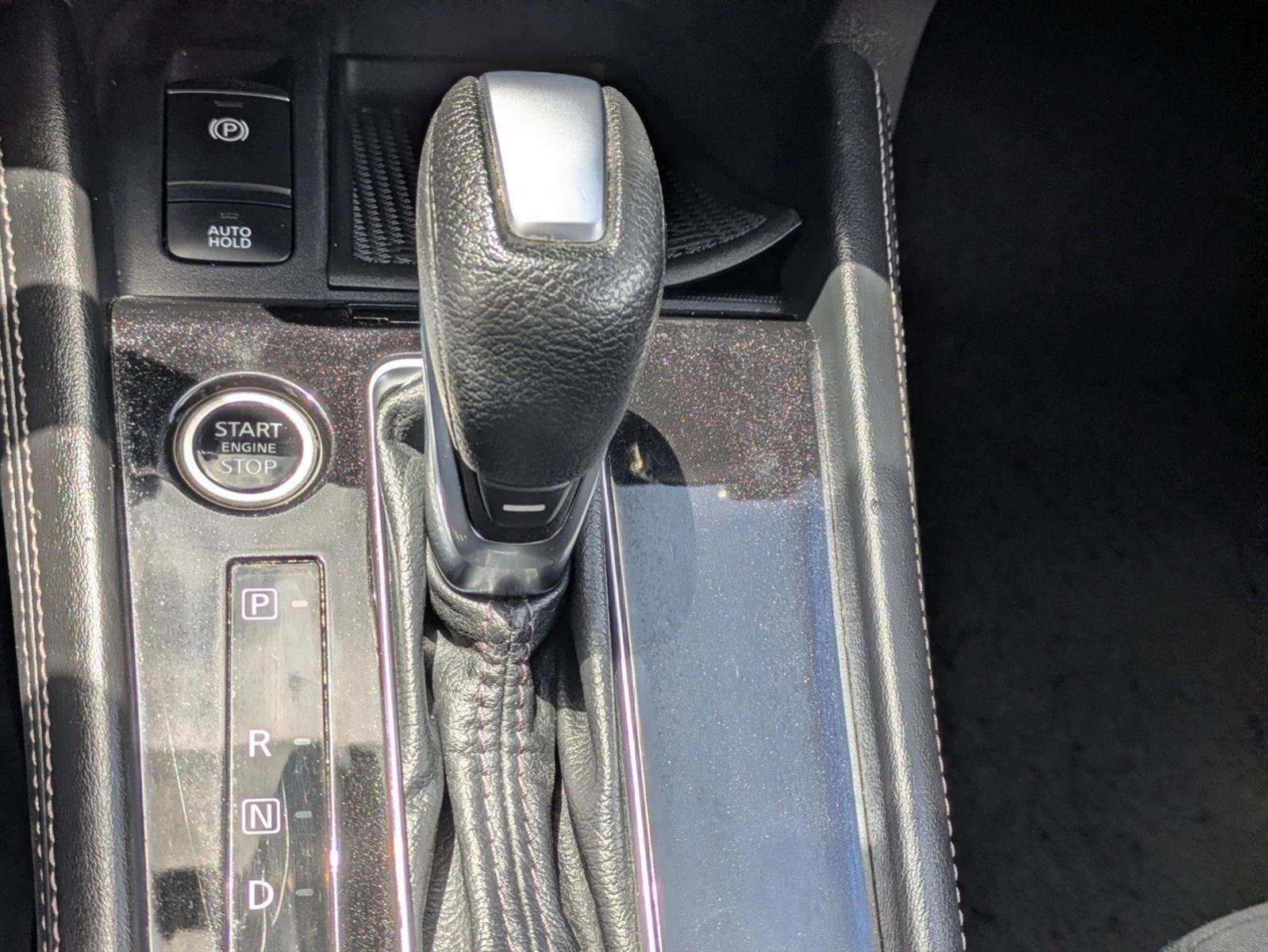 Used 2022 Nissan Kicks SV FWD image 12